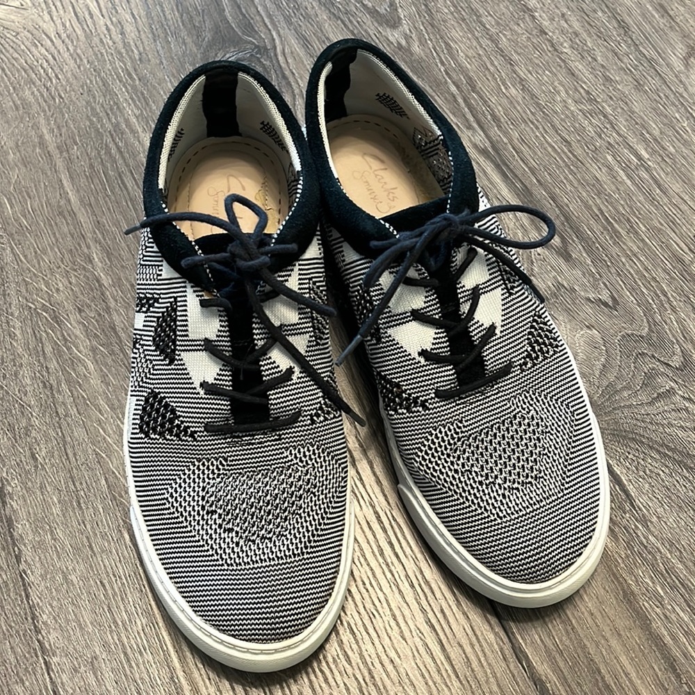 Clarks Somerset black and white shoes - size 9